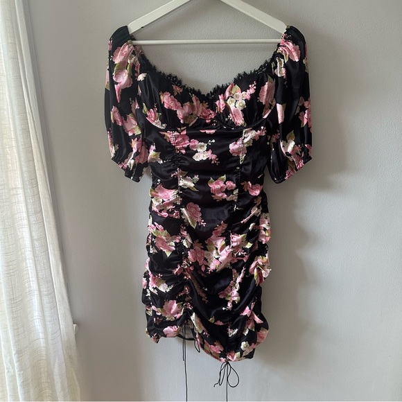 For Love & Lemon Melrose Black Floral Dress - Picture 5 of 13